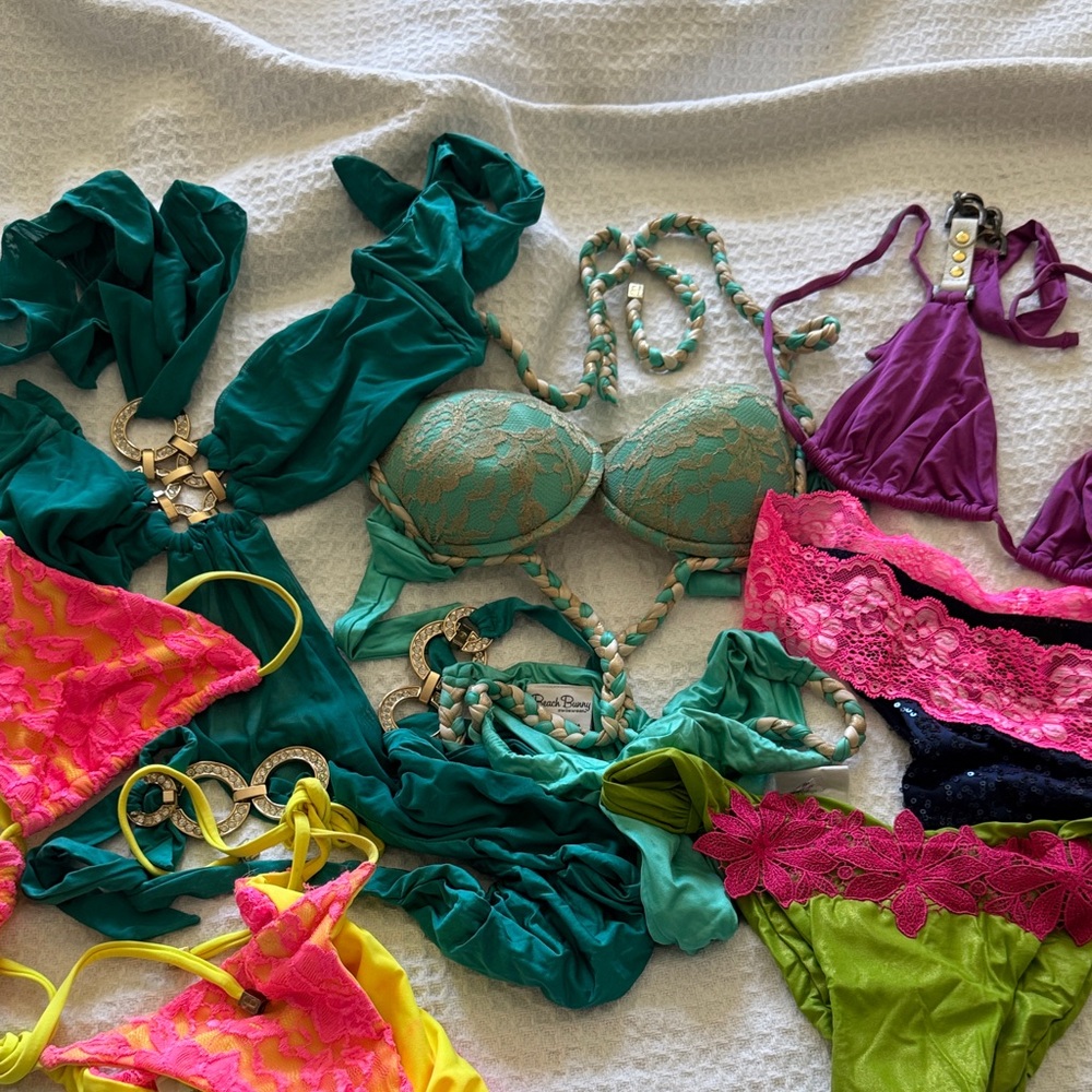 Fabric lot beach, bunny, bikinis, tops and bottoms, older, newer, vintage